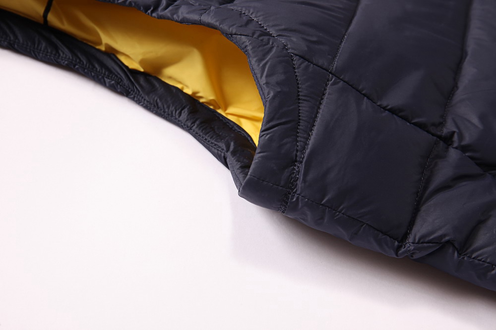 HT-EQ-MJ226-1款羽絨馬甲細節展示