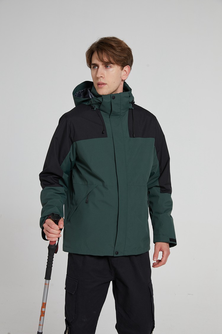 時尚沖鋒衣模特上身效果圖