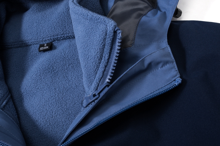 沖鋒衣細節(jié)展示