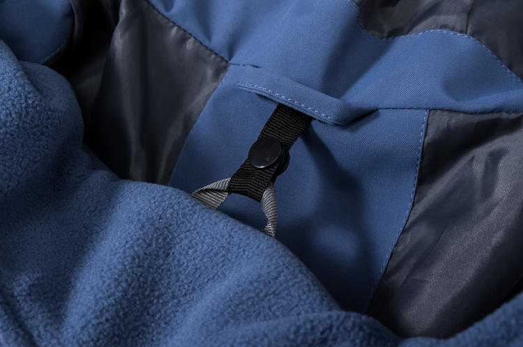 沖鋒衣細節(jié)展示