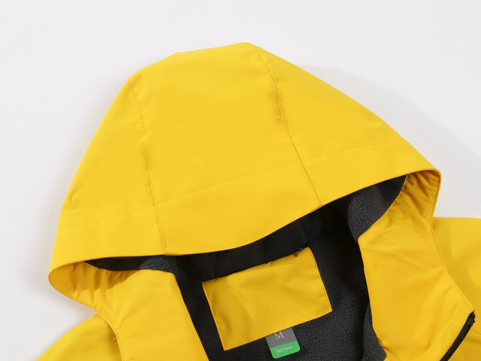 沖鋒衣細節展示圖